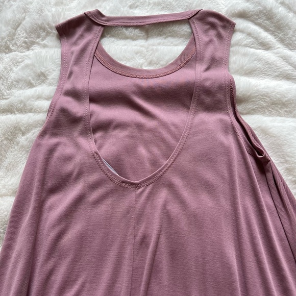 Violet Open-Back Dress - Picture 3 of 3